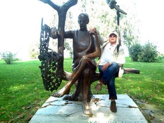 Статуя Фрідьєша Карінті в Шиофоку