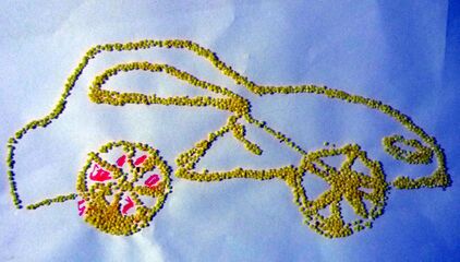 Спортивна та дуже дорога двомісна машина[1]